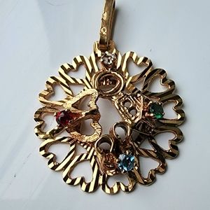 Vintage gold pendant